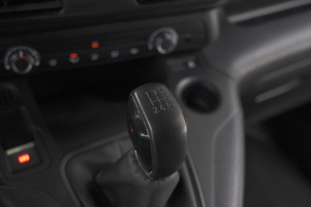 Peugeot Partner 1.6 bluehdi premium | maxton pack | camera | dodehoekdetect