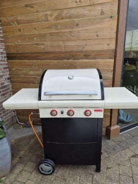 Gas barbecue