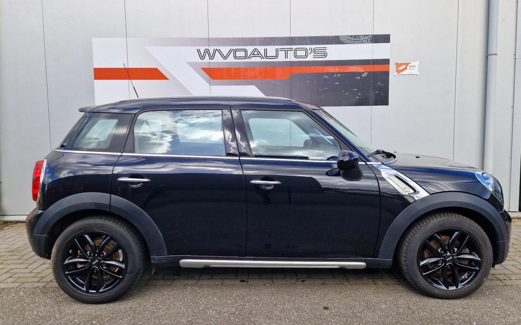 Mini Countryman mini 1.6 cooper knockout edition