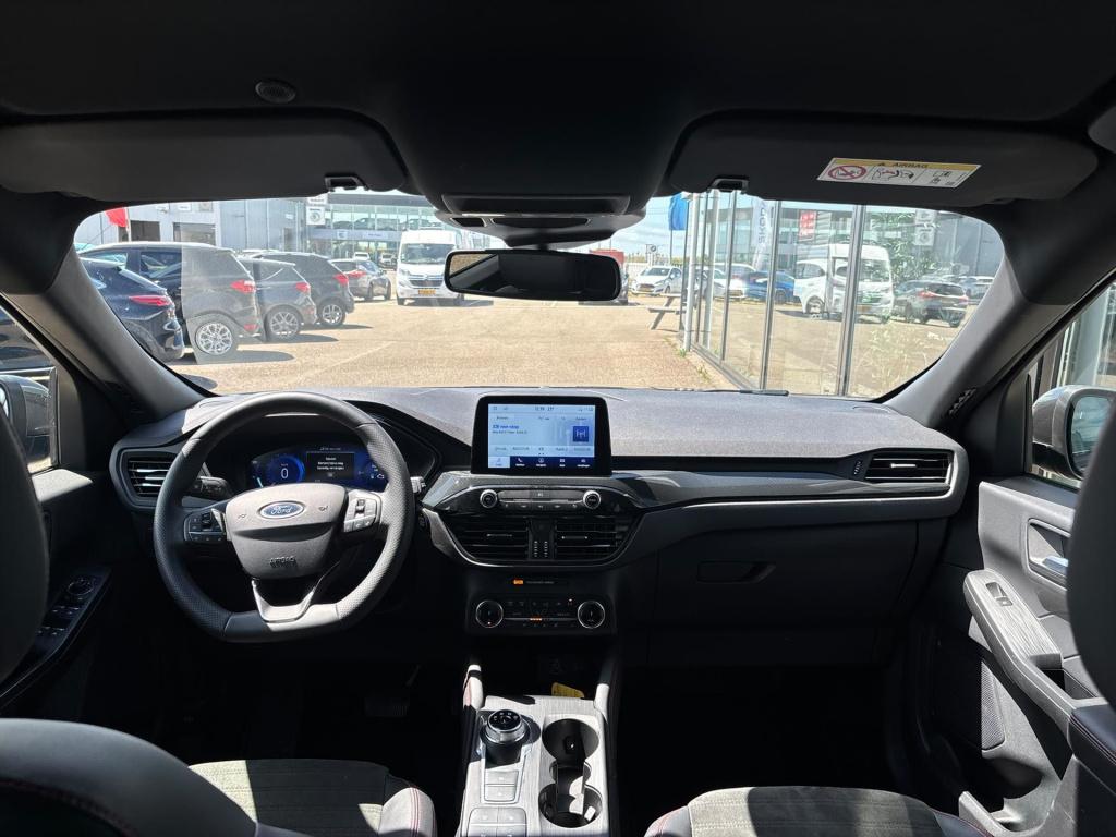 Ford Kuga phev 225pk st-line x,winterpakket , carplay , adaptive cc