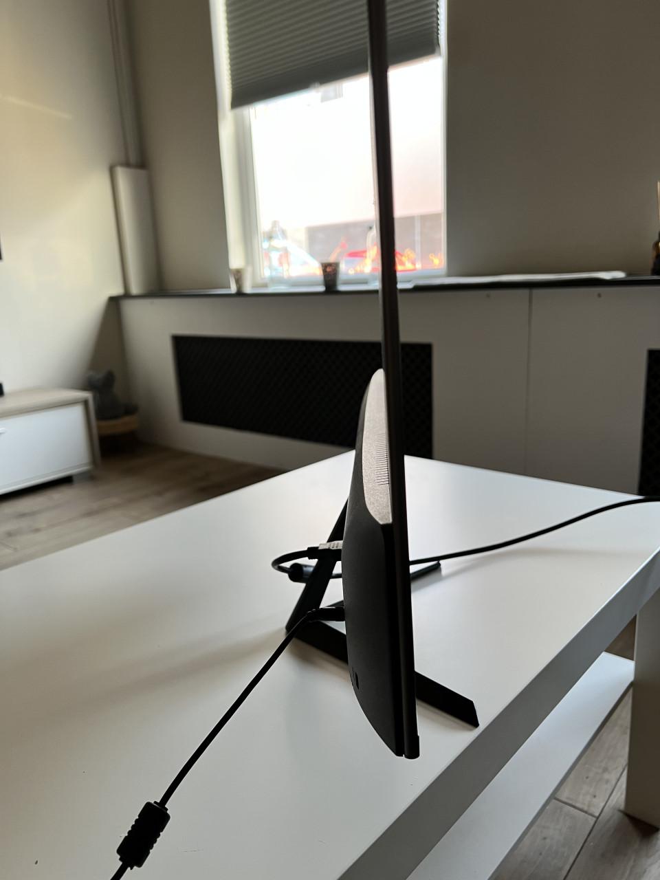 Monitor 24” 60 Hz Peaq € 70,-