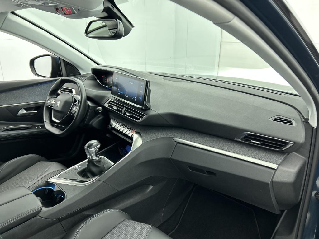 Peugeot 3008 130 pk blue lease allure | rijklaar | trekhaak | elektrische a