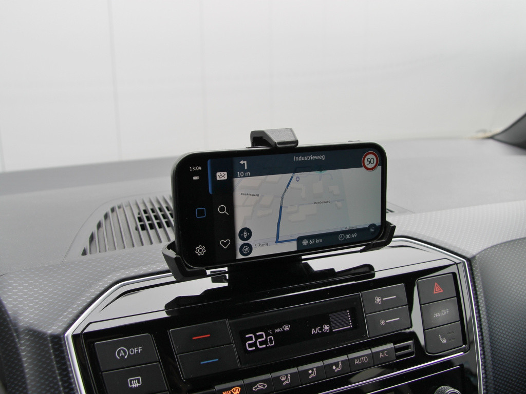 Volkswagen UP! active 5drs. clima | cruise | camera | vol!