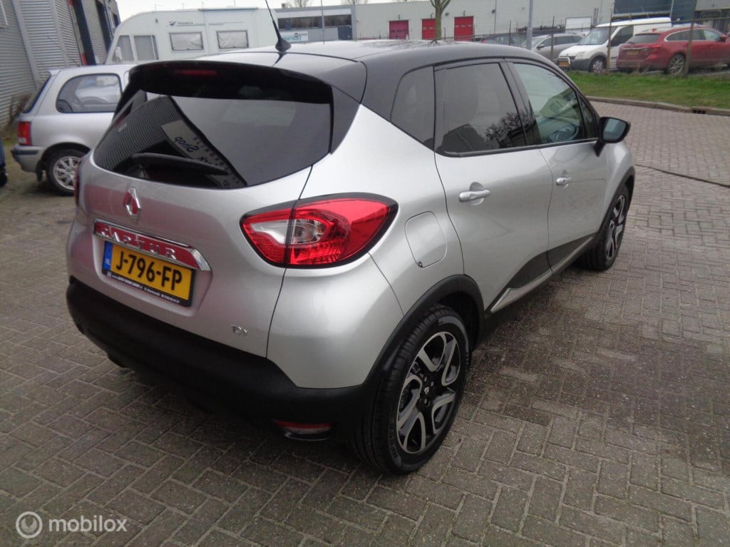 Renault Captur 1.2 tce dynamique/automaat/airco/ecc/pdc/key less/lm velgen