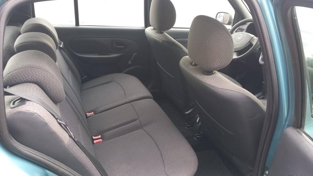 Renault Clio 1.4 16v authentique comfort