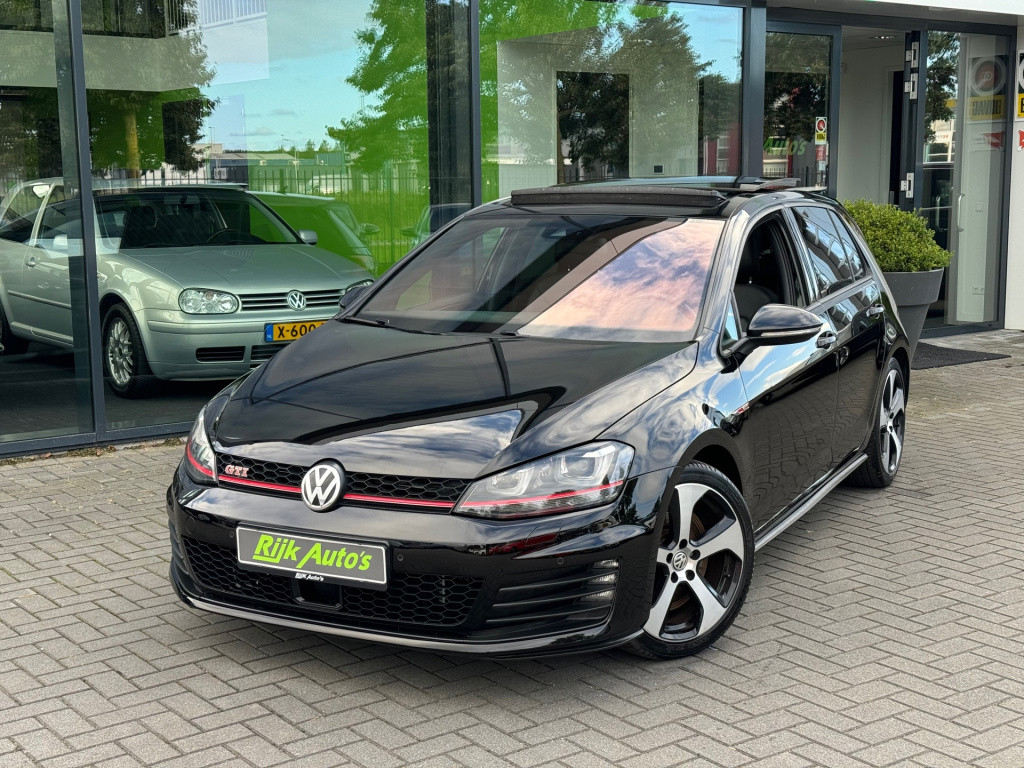 Volkswagen Golf 2.0 tsi gti performance * panoramadak * leer * xenon * navi