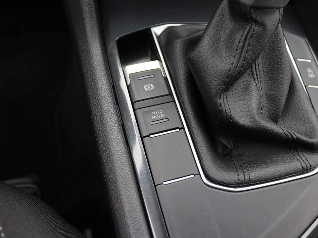 Volkswagen Tiguan 1.5 tsi life | automaat | lmv | climate control | navigat