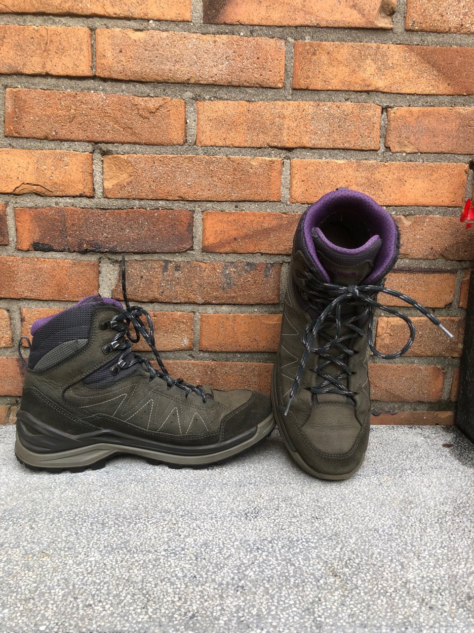 Lowa schoenen.