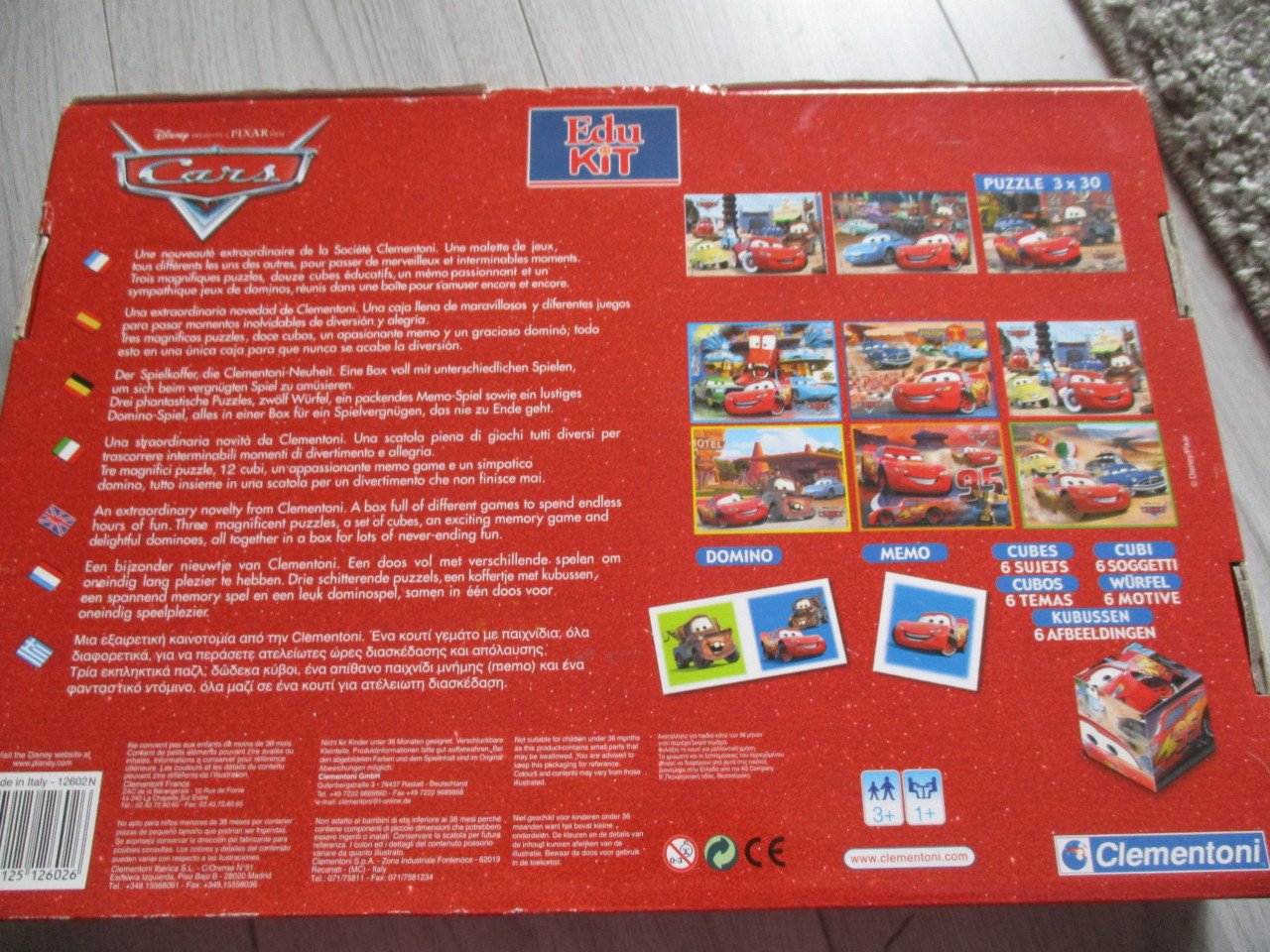 5 cars puzzels en speeldoos