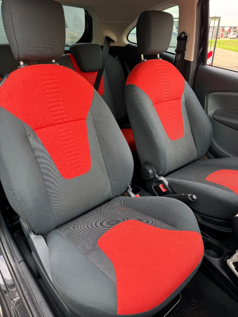 Ford KA 1.2 - titanium - airco