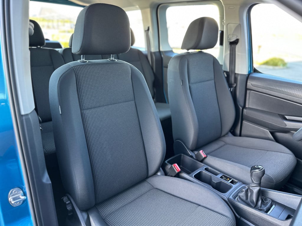 Volkswagen Caddy 1.5 tsi 5-persoons | navigatie | trekhaak | cruise | rijkl