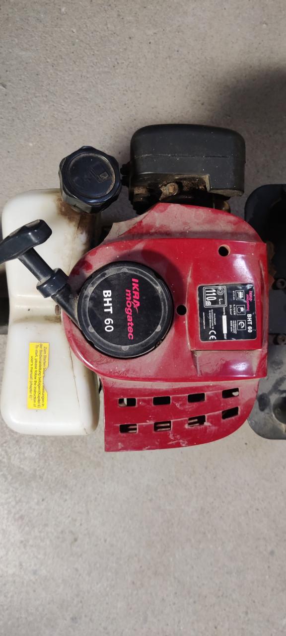 Benzine heggenschaar BHT60