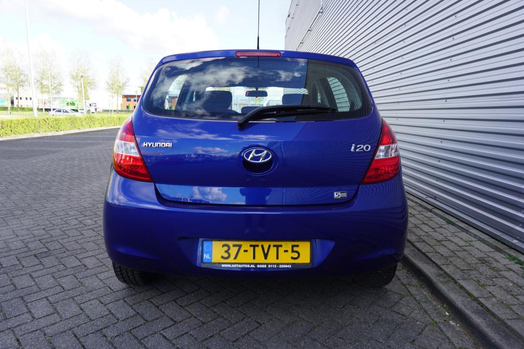 Hyundai I 20 1.2i plus climate / elektr. ramen / nap