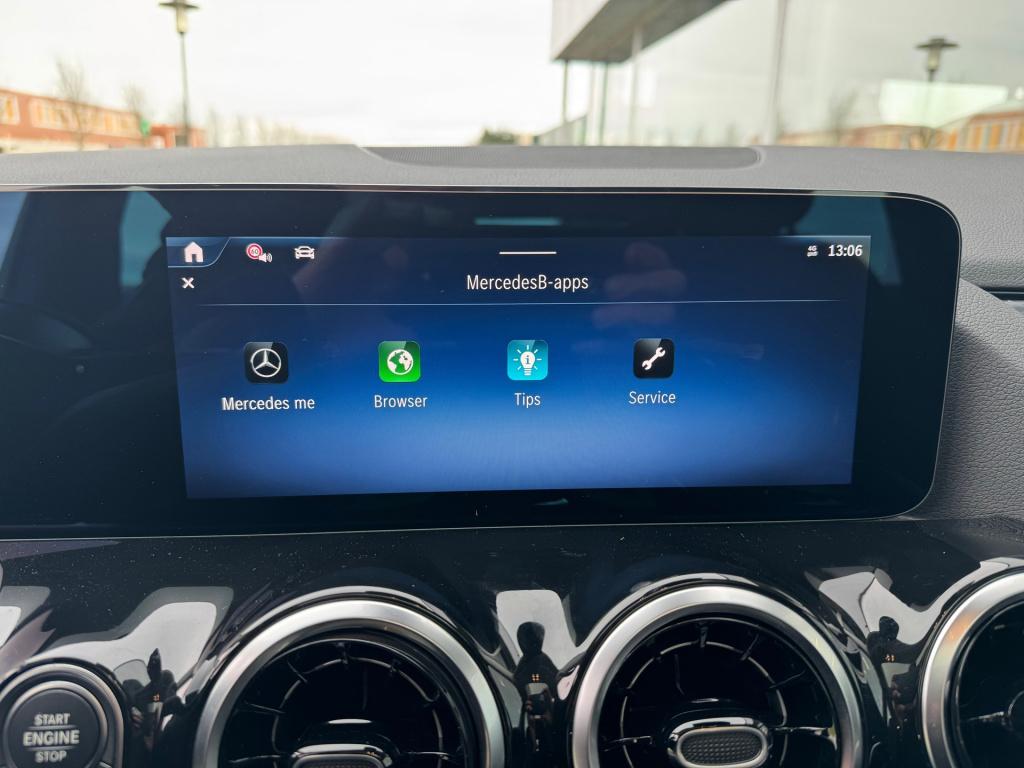 Mercedes-Benz Gla-klasse 250 e progressive line advanced automaat ,elektris