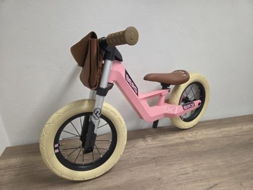 BERG Biky Pink - showroom model uitverkoop