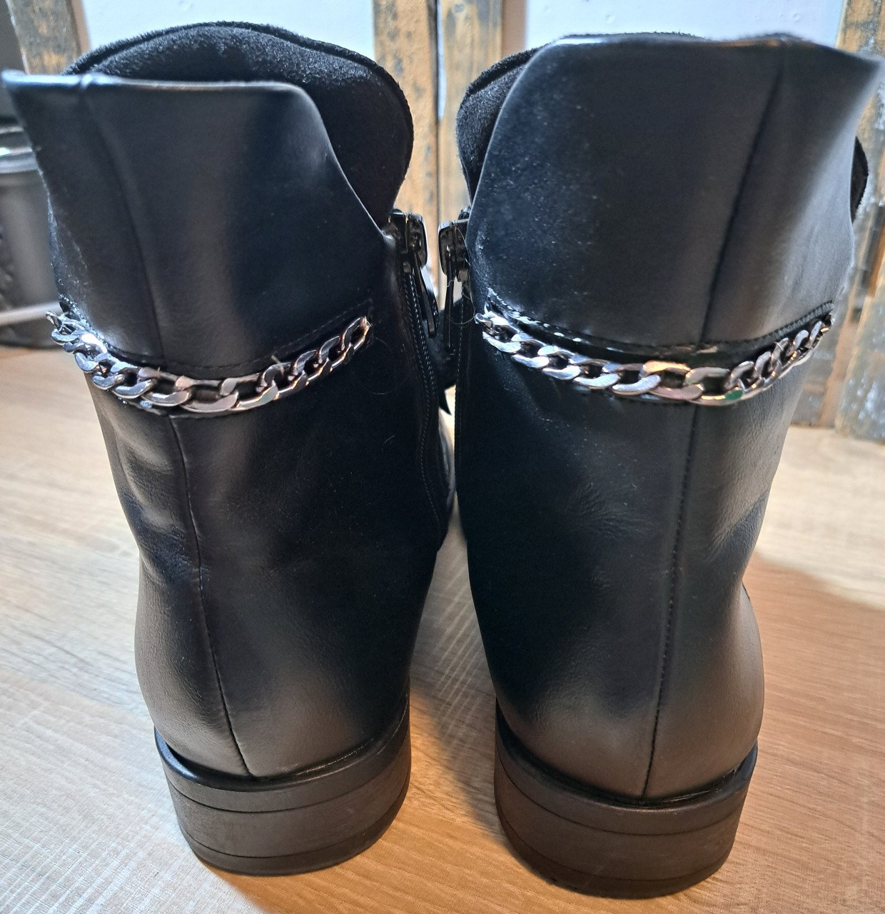 Mooie (z.g.a.n. en nieuwe) schoenen, gypmen, laarzen enz.