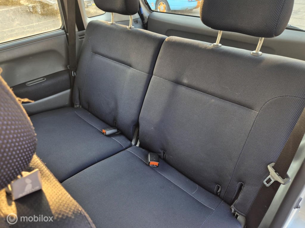 Suzuki Wagon R 1.3 special nieuwe apk / bluetooth radio
