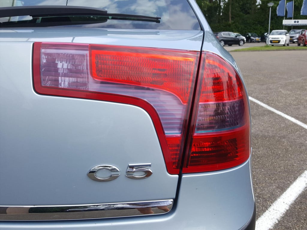 Citroen C5 1.8 16v ligne prestige climate control | parkeersensoren achter 