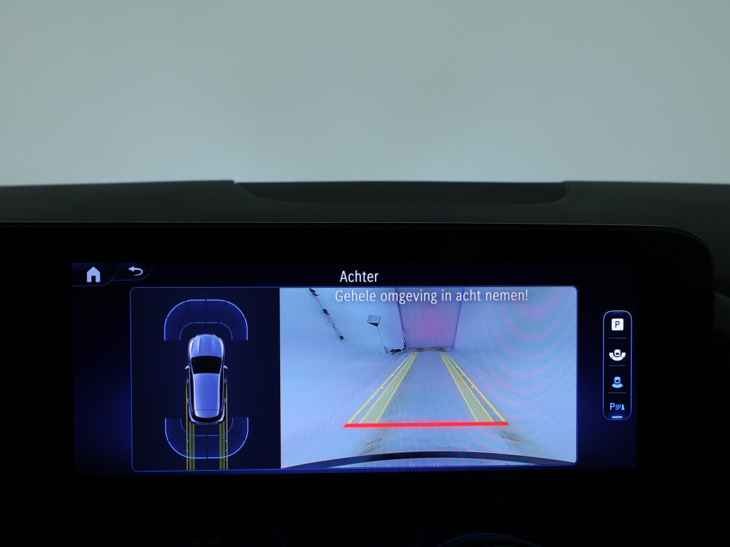 Mercedes-Benz Gla-klasse 250 e face lift plug-in hybride | dodehoek assist 