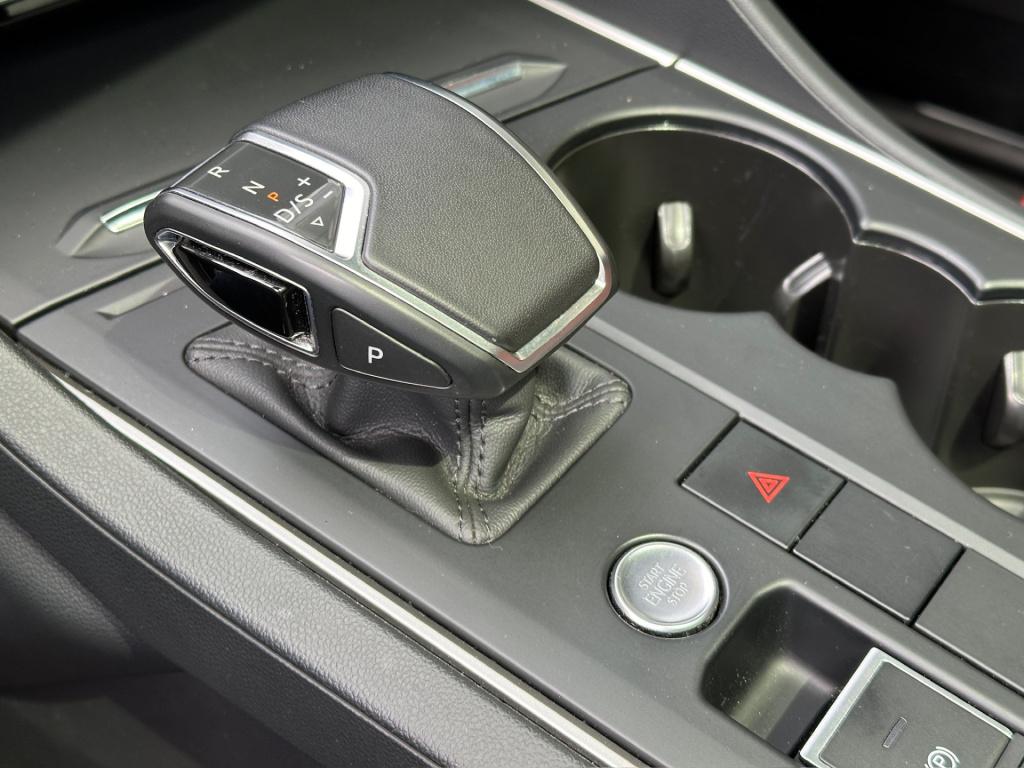 Volkswagen Onbekend touareg 3.0 tdi 4motion atmosphere | panoramadak | trek