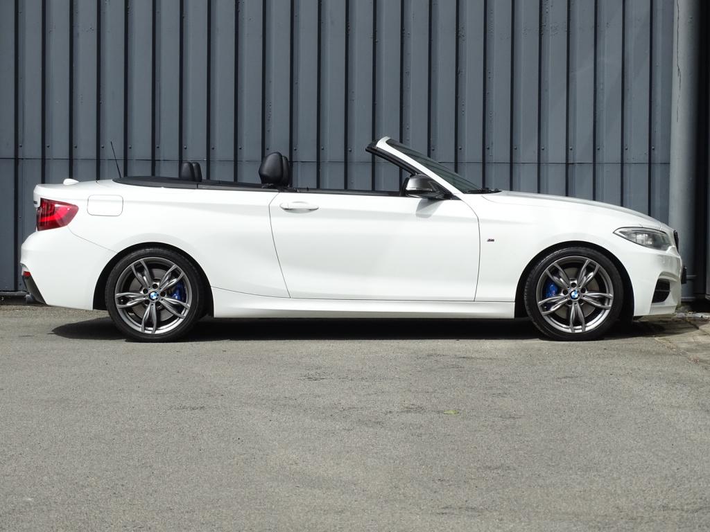 BMW 2-serie cabrio m235i high executive