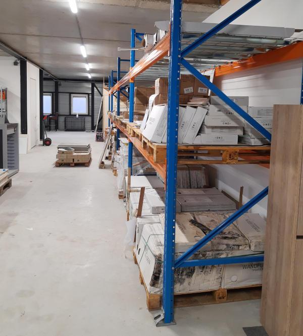 3030-435 ca 43 m² zwarte tegels, 30x30 cm, prijs per m²