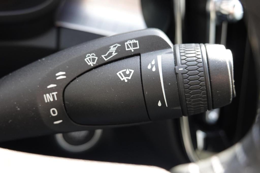 Volvo XC40 1.5 t5 recharge business pro