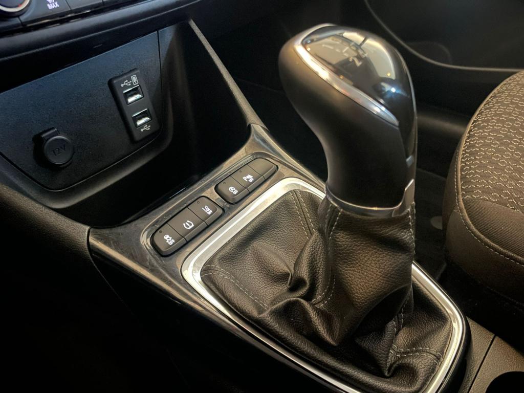 Opel Crossland X 1.2 turbo online edition