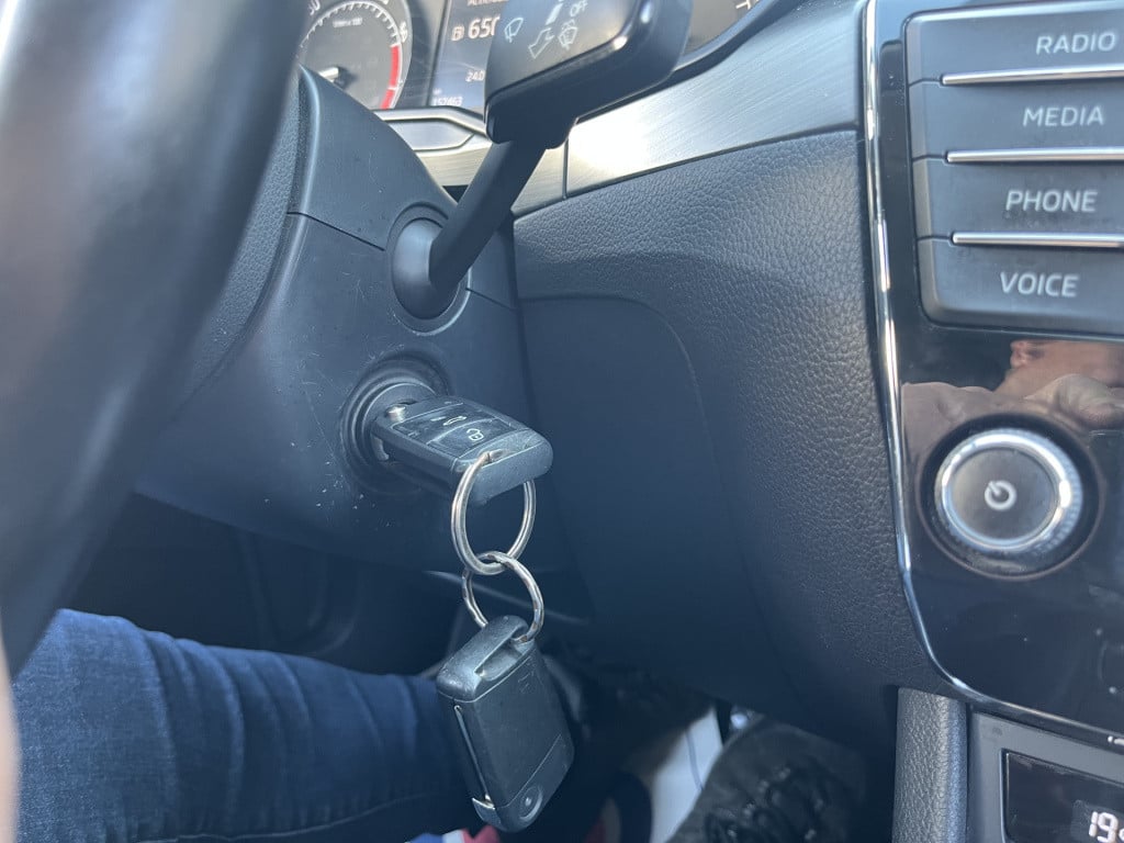 Skoda Superb combi 1.4 tsi act style business