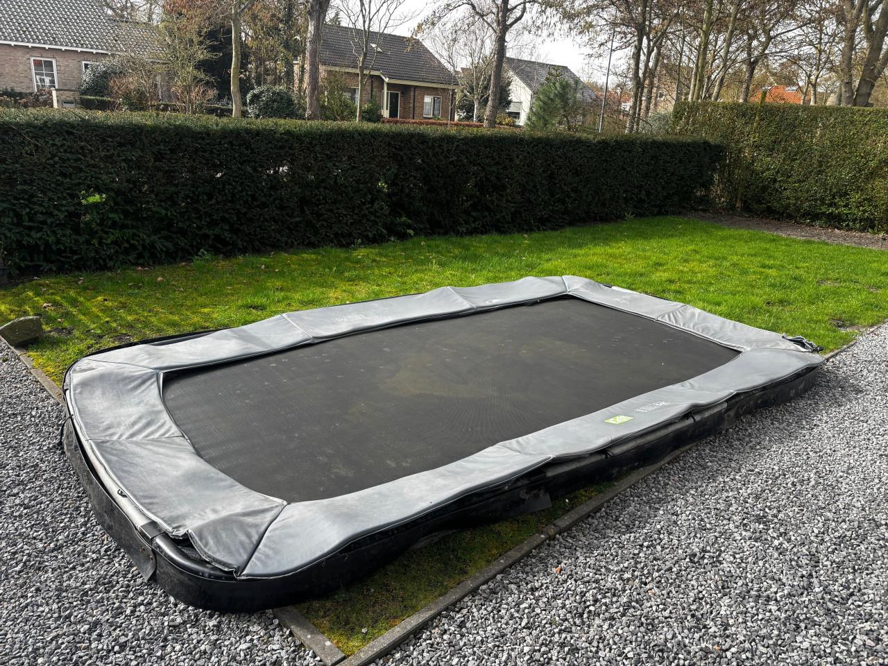 EXIT Trampoline - inground - 366 x 244 cm