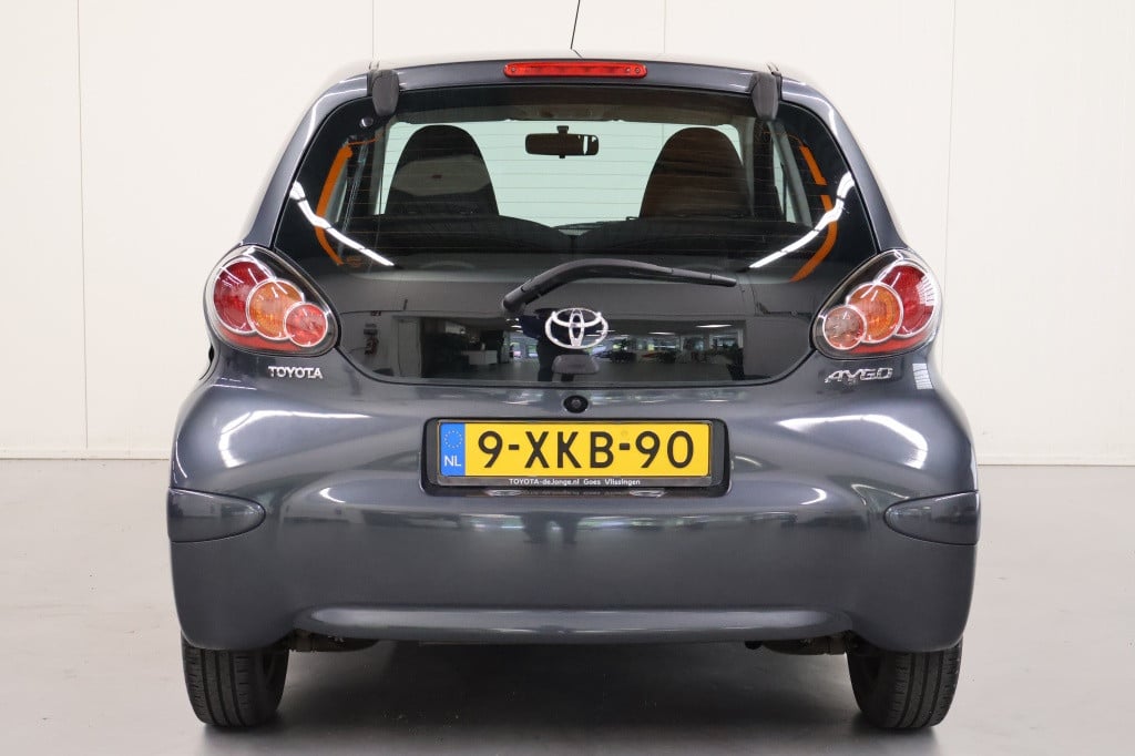 Toyota Aygo 1.0 vvt-i now