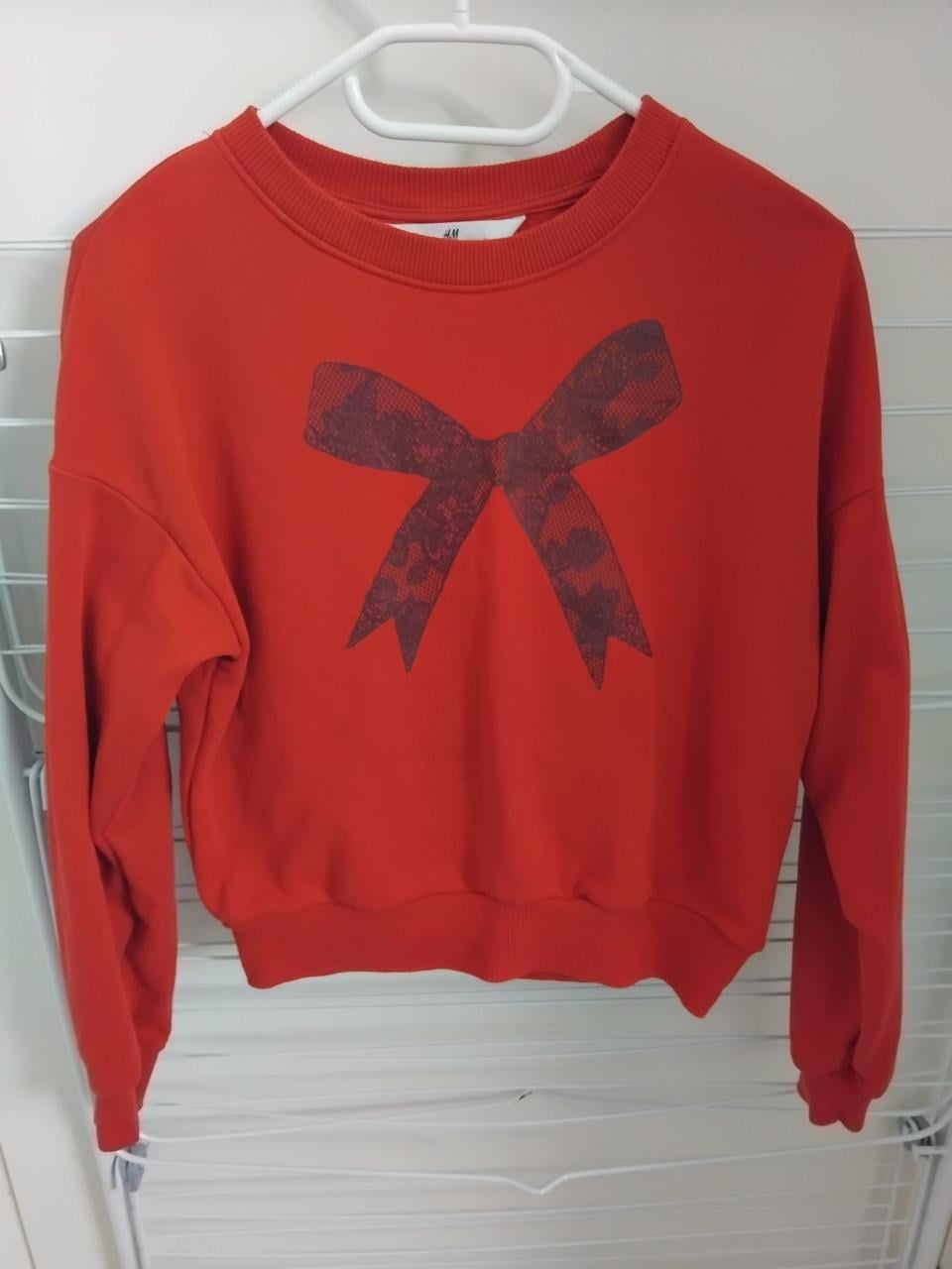 146/152 Flared jeans + Sweater + Roezeltop