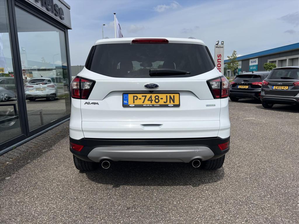 Ford Kuga 1.5 ecoboost 150pk 2wd titanium | trekhaak |