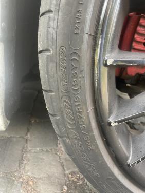Bmw banden en velgen 19"