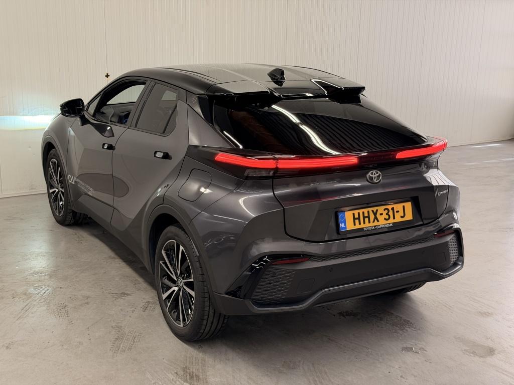 Toyota C-hr 2.0 phev 220 executive