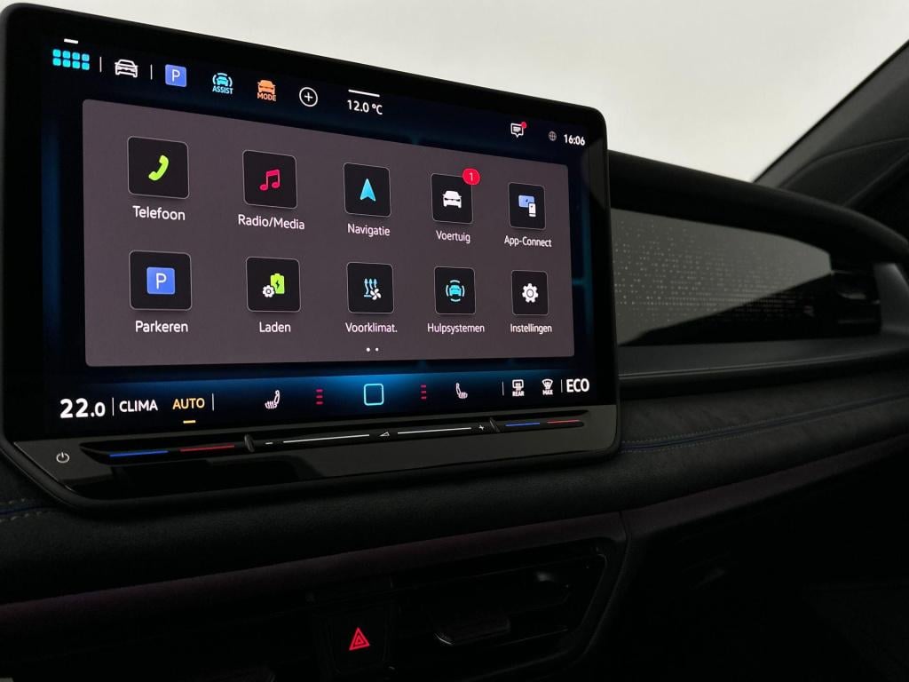 Volkswagen Tayron 1.5 ehybrid r-line