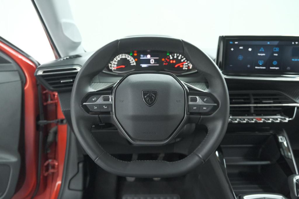 Peugeot 208 puretech 100 active | navigatie | cruise control | apple carpla