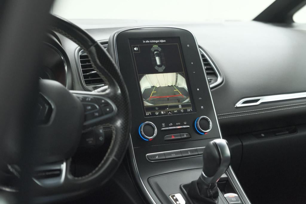 Renault Scenic tce 140 edc black edition | trekhaak | panoramadak | adaptie