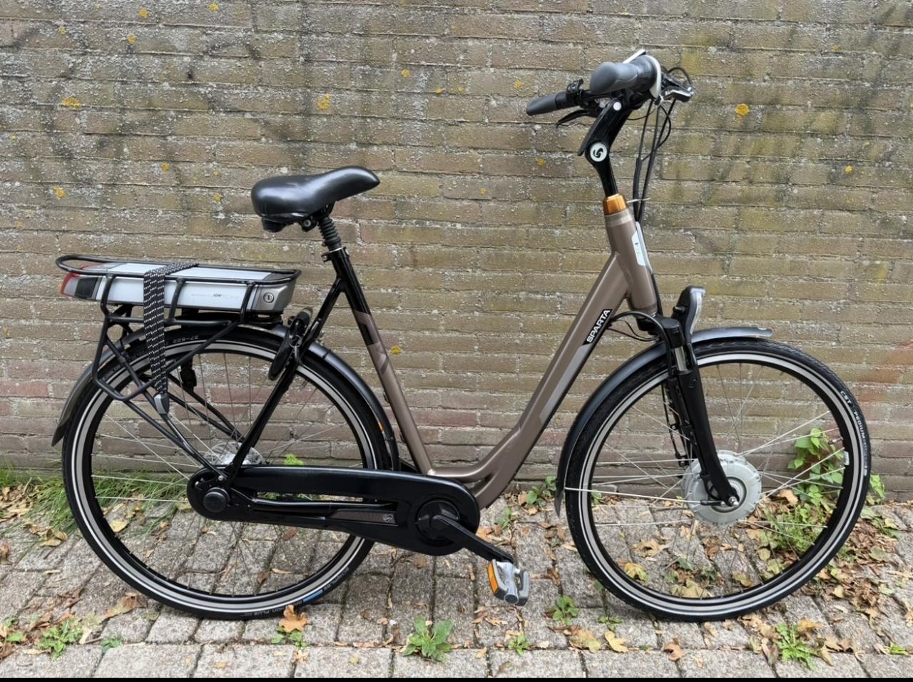 Sparta elektrische damesfiets met 600 wh accu grote capaciteit