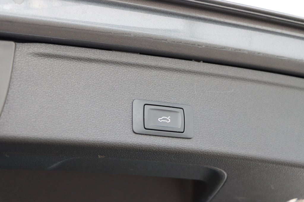 Audi A4 avant 2.0 tdi design pro line plus