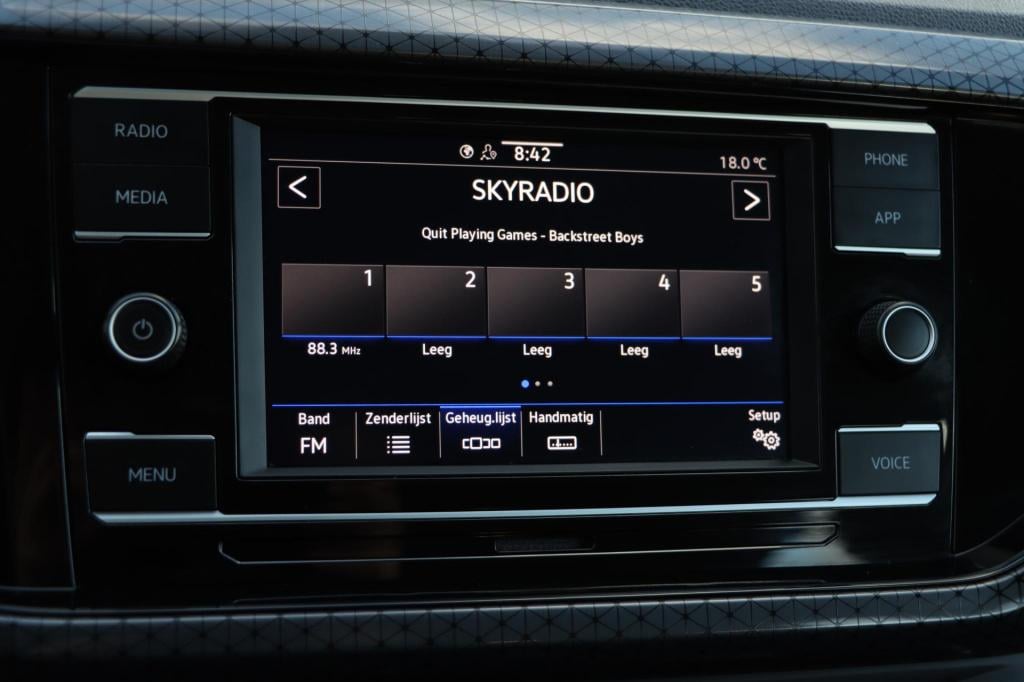 Volkswagen T-cross 1.0 tsi style 110pk dsg7