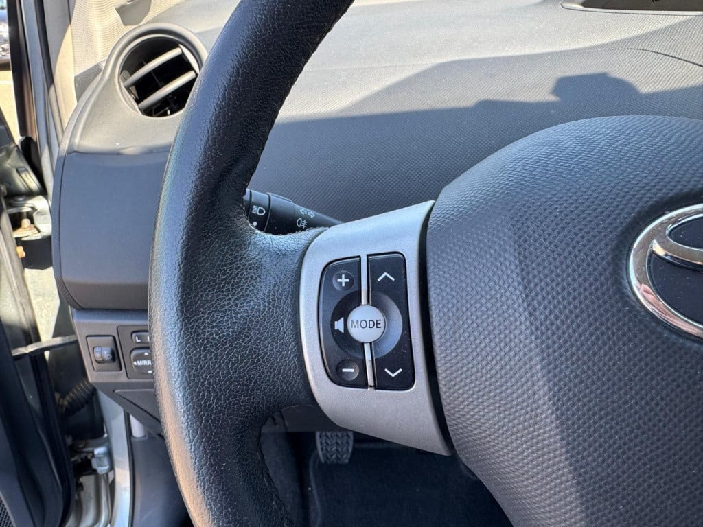 Toyota Yaris 1.3 vvti executive