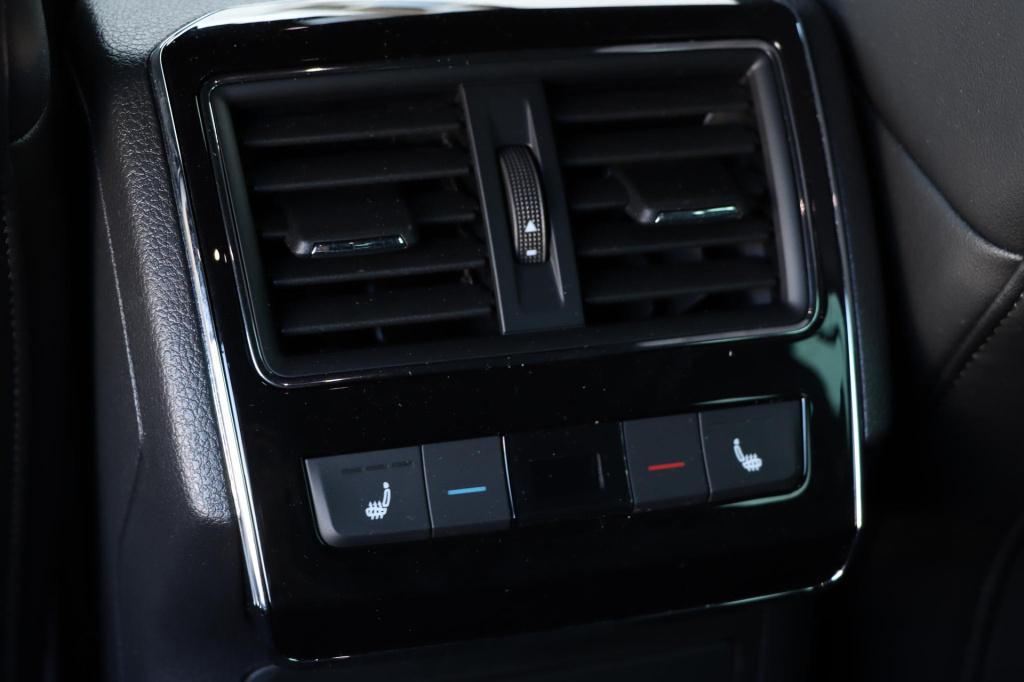 Skoda Superb combi 1.4 tsi laurin & klement 218pk dsg6 | lederen bekleding 