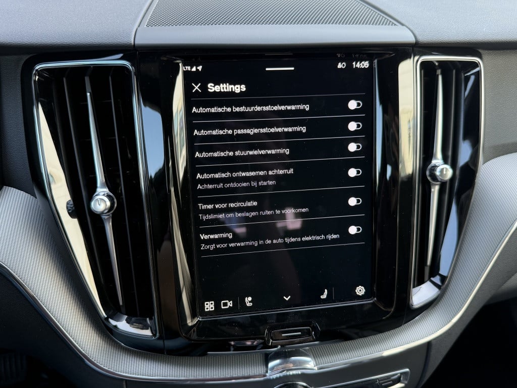 Volvo XC60 t6 398pk recharge ultra black edition| full options !