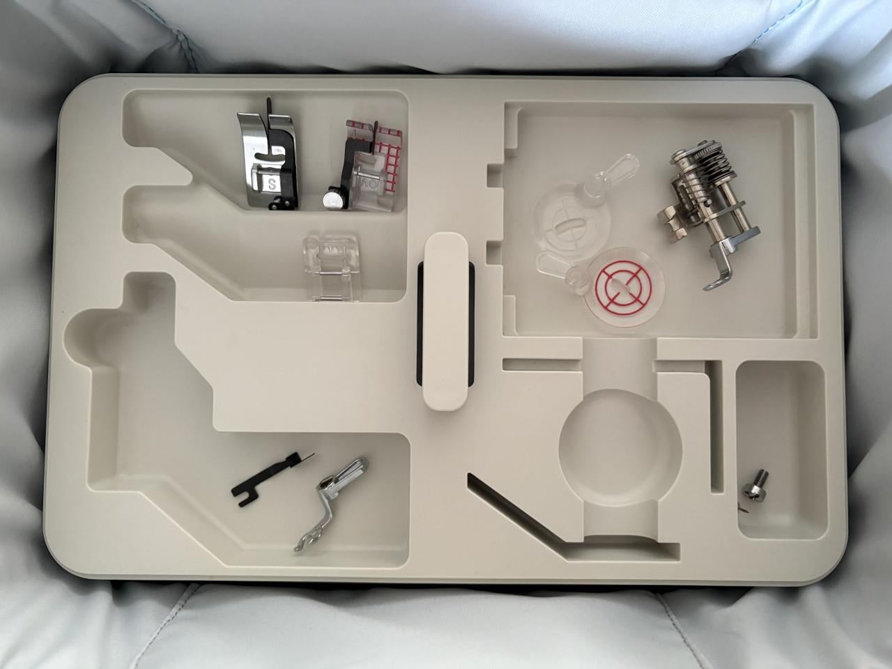 Janome Skyline S5 Naaimachine, complete set (quilten+trolley)