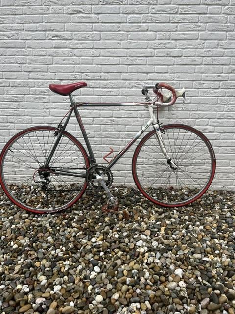 Racefiets vintage merk Giant