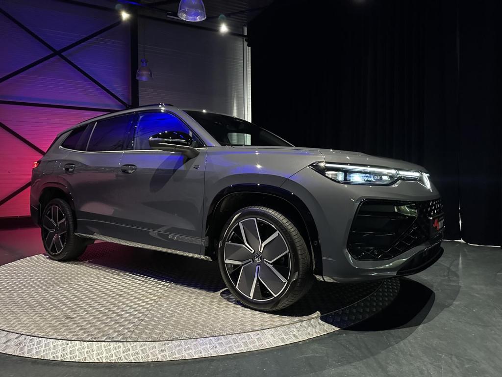 Volkswagen Tayron 1.5 ehybrid r-line edition *pano*keyless*blackstyle*