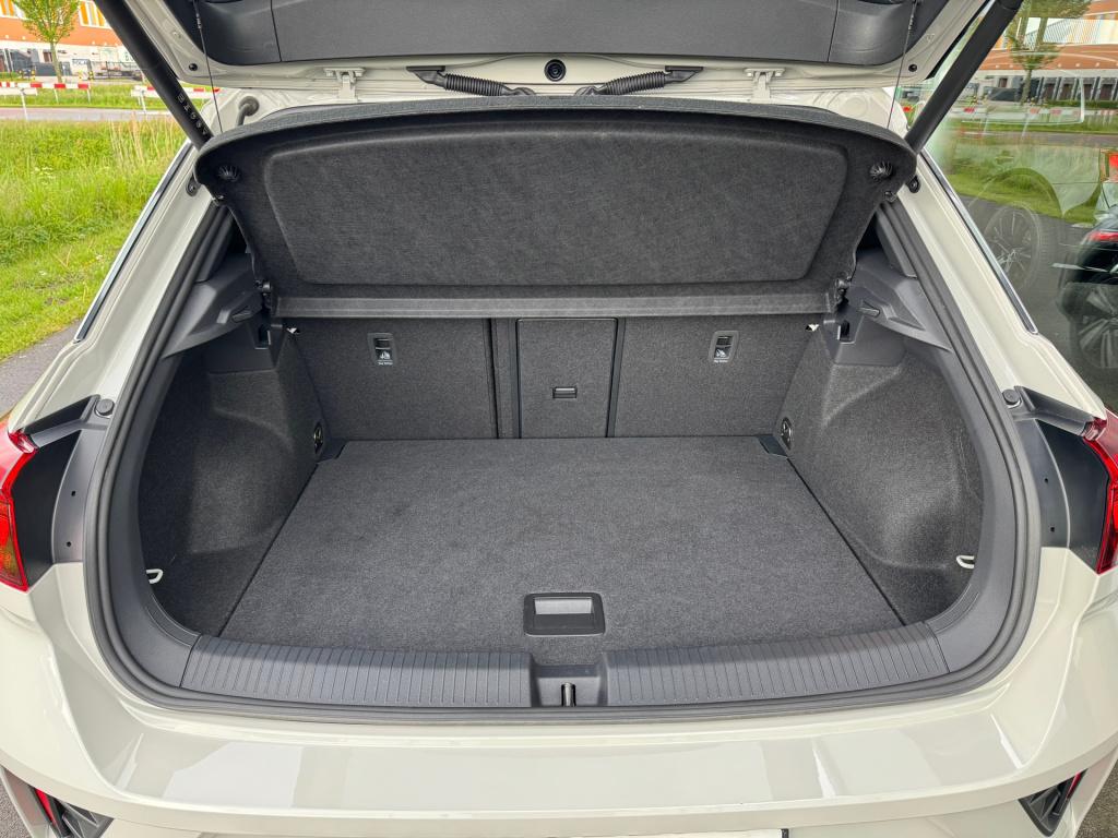 Volkswagen T-roc 1.5 tsi r-line edition automaat,elektrische achterklep,ach