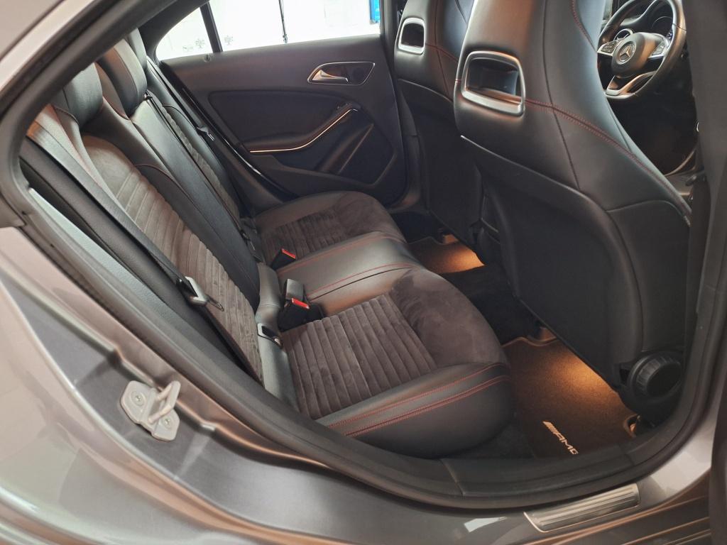 Mercedes-Benz Cla 180 ambition | amg