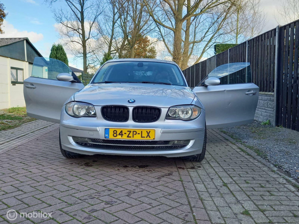 BMW 1 Serie 118i business line